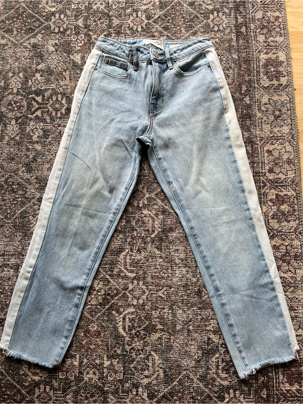 PacSun Two-Tone Light Blue Side-Stripe Cropped Jeans